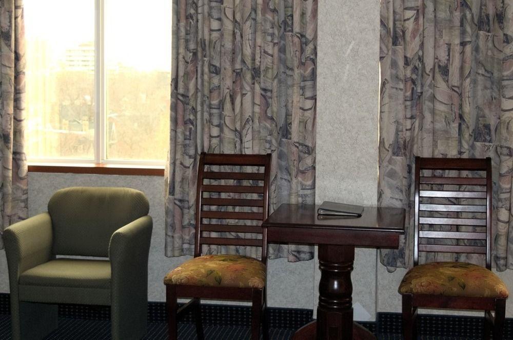 Hotel 89 Yorkville トロント エクステリア 写真