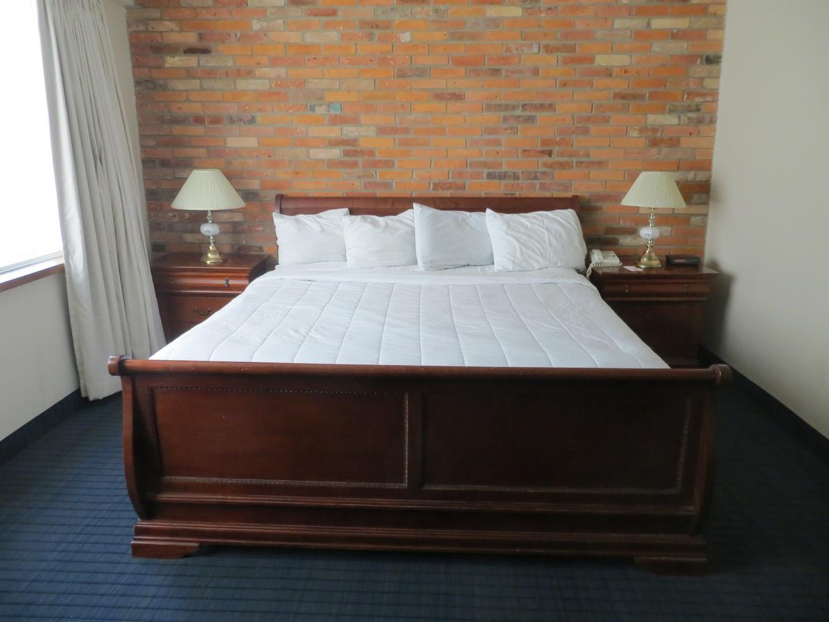 Hotel 89 Yorkville トロント エクステリア 写真