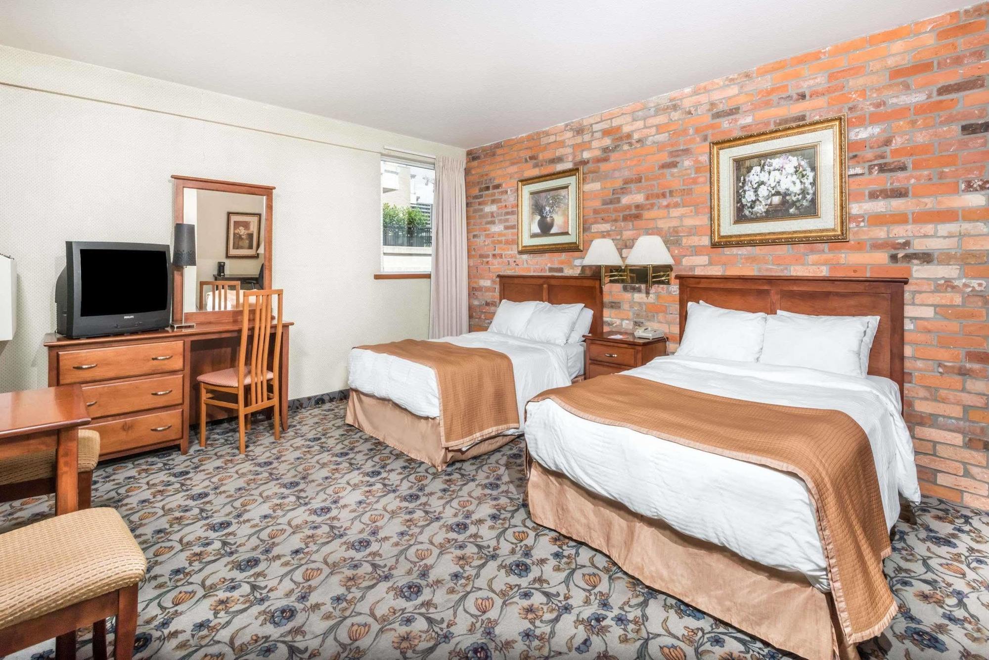 Hotel 89 Yorkville トロント エクステリア 写真